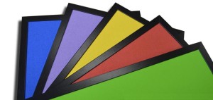 Tablica korkowa 50x50cm kolorowa w czarnej oprawie MDF