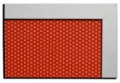 Czerwona perforowana tablica magnetyczna 90x120cm rama MDF srebrna